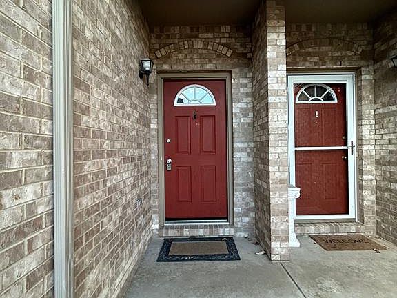 2nd image of 41484 Glade Rd