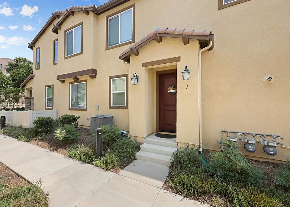 1st image of 1282 Santa Victoria Rd #1