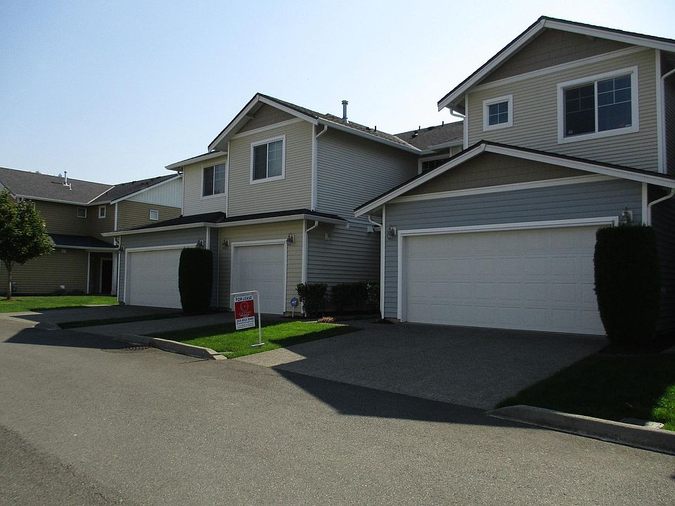 1st image of 1320 51st Pl NE