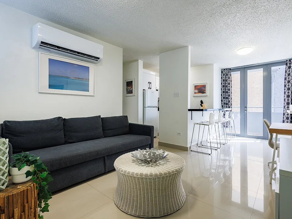 1353 Calle Aldea #1B