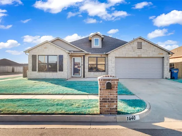1640 Eighty Niner Ter, El Reno, OK 73036
