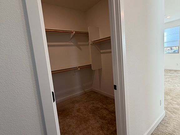 5th image of 1500 Donze Ave