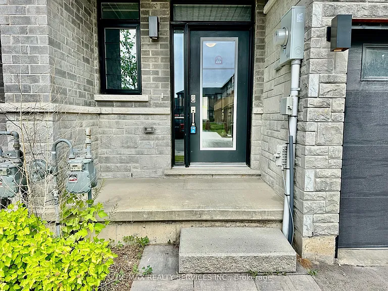 461 Blackburn Dr #22 — Photo 5