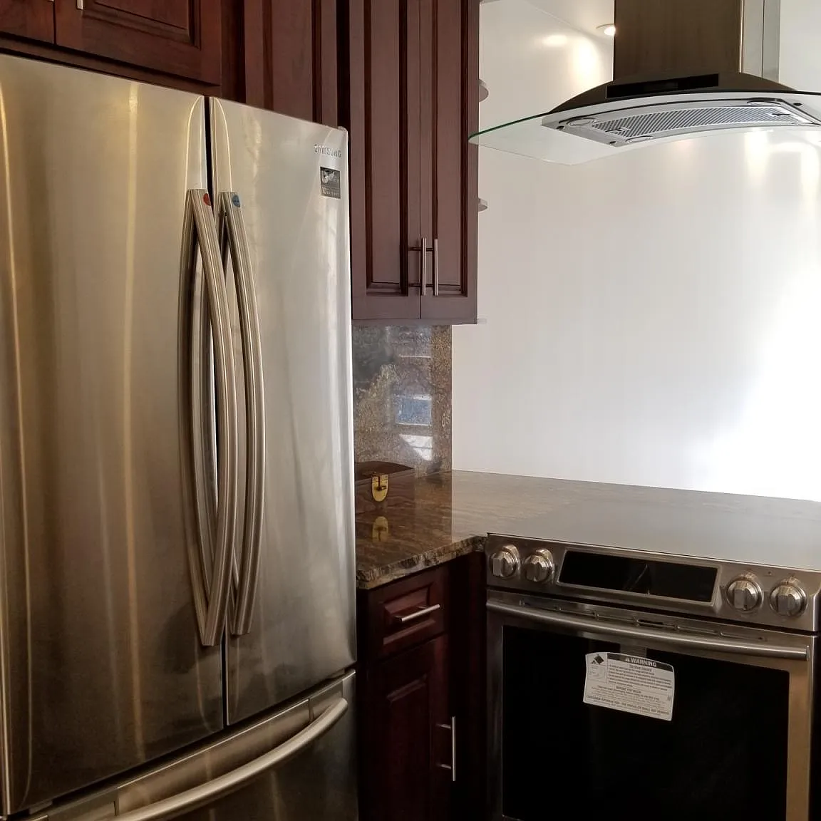 2 bed, 948 sqft, $3,150 — Photo 2