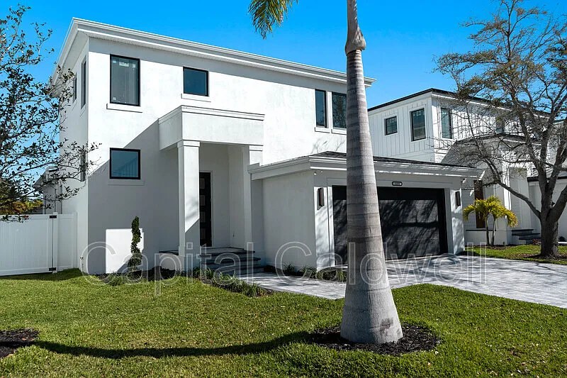 4 bed, 2.5 bath, 2141 sqft, $4,500 — Photo 3