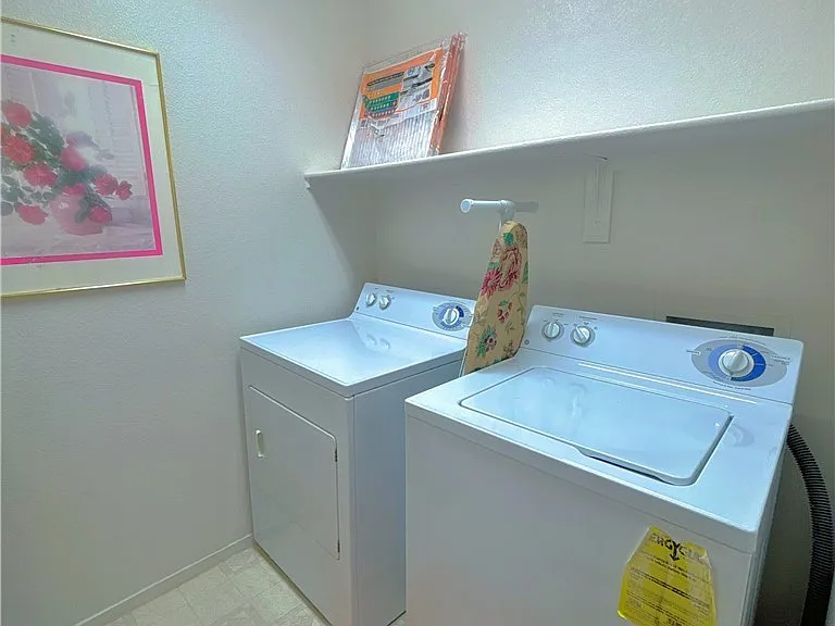 5647 Doe Springs Pl — Photo 21