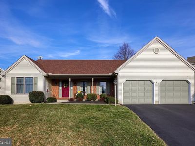 303 Oak Thorne Ln, Lancaster, PA, 17602