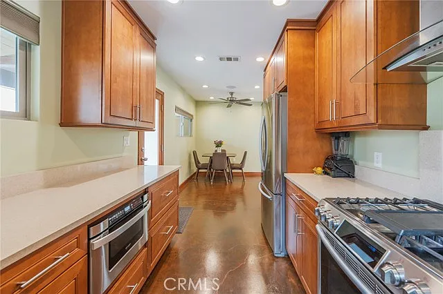4510 S Mullen Ave — Photo 6