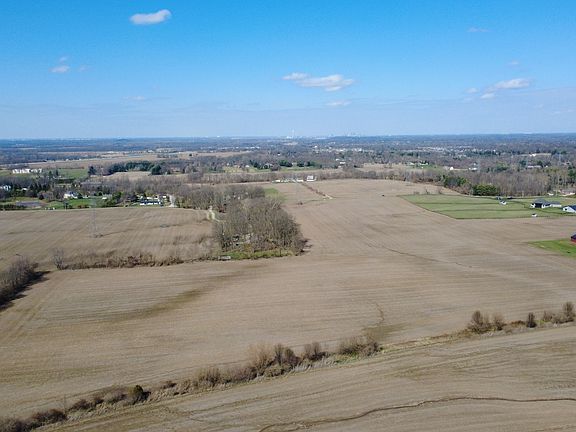 3rd image of 6305 Travis Rd