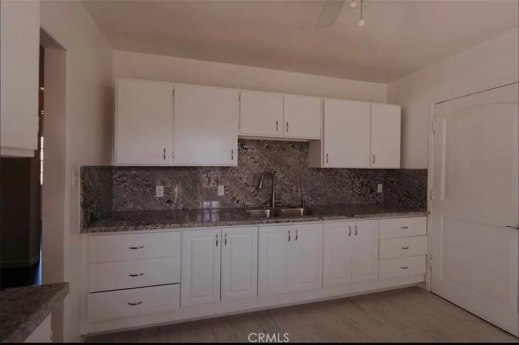 4 bed, 1394 sqft, $3,950 — Photo 3
