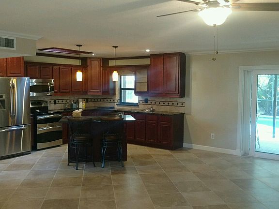 Kitchen with Island