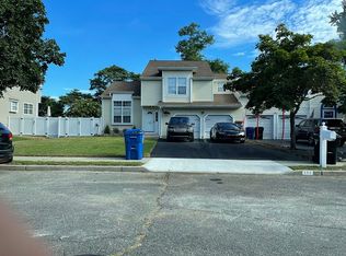 107 Bonnie Dr, Middletown, NJ 07748