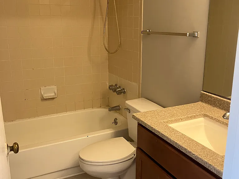 1600 Park Cir — Photo 10