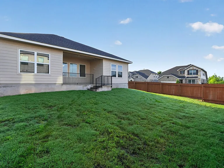 108 Meadow Wood Cv — Photo 14