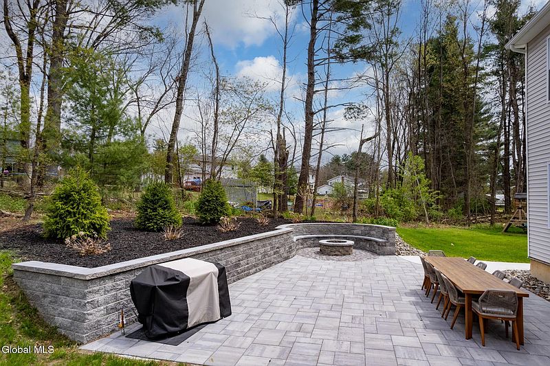 3rd image of 51 B Bayberry Drive