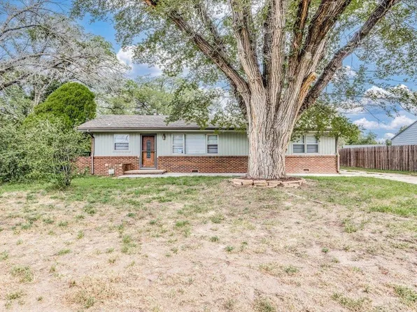 1014 E Luther St, Wichita, KS 67216