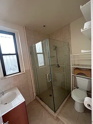 Rented by Immac Realty | media 13