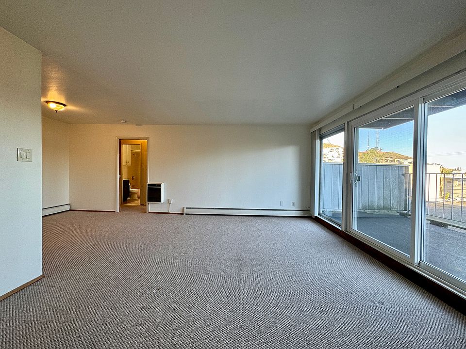 1st image of 2 Crestline Dr APT 4