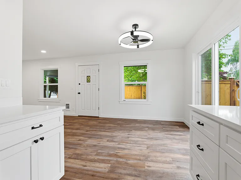 20101 Poplar Way — Photo 11