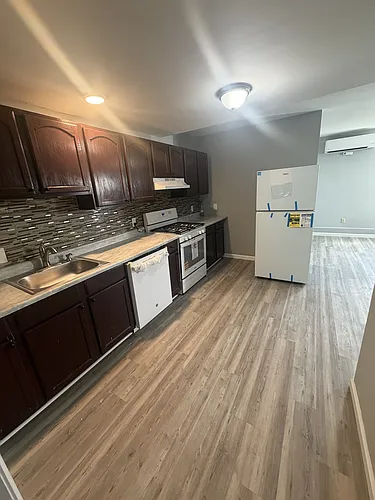 Floor plan 1017 Pine Street - 1S