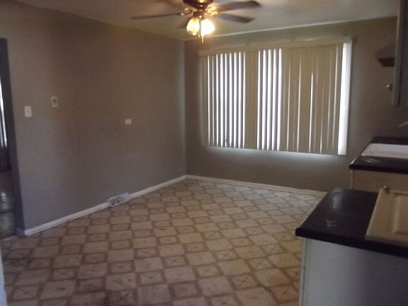 5th image of 846 Willow Dr