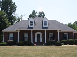 298 Cambridge Dr N, Griffin, GA 30224