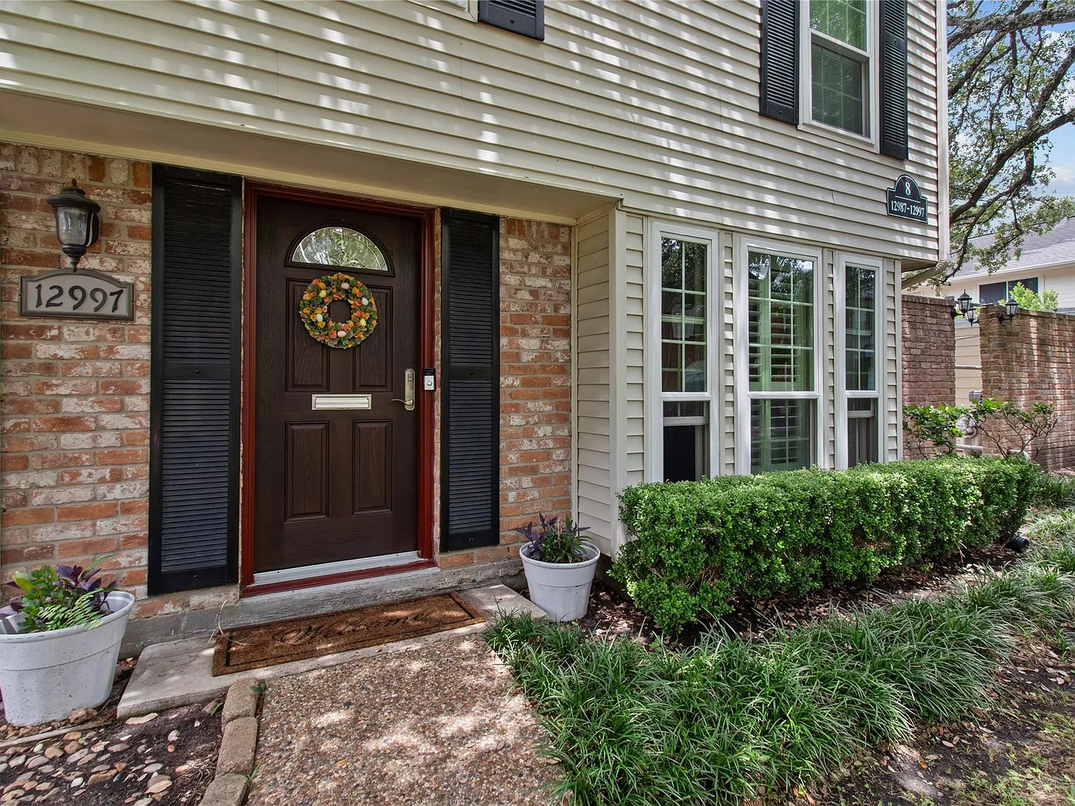 3 bed, 2.5 bath, 2130 sqft, $2,600 — Photo 1