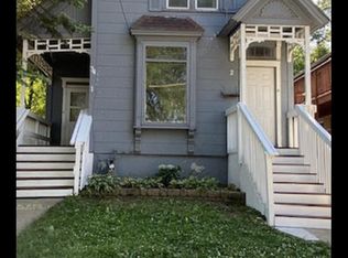 34 Lynch St #1, Elgin, IL 60123