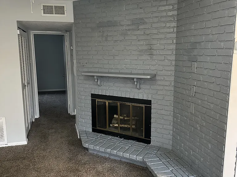 3333 Breckenridge Ln #4 — Photo 2