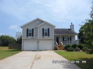 1617 Queens Dr, Winder, GA 30680
