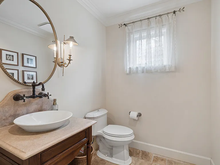 213 Coral Ave — Photo 22