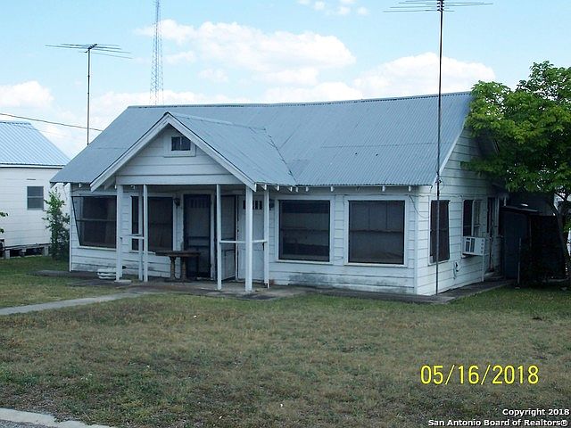 1st image of 310 E Main Ave
