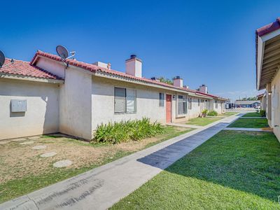 4418 White Ln, Bakersfield, CA, 93309