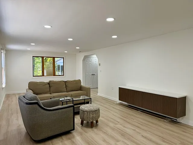 1 bed, $3,200 — Photo 4