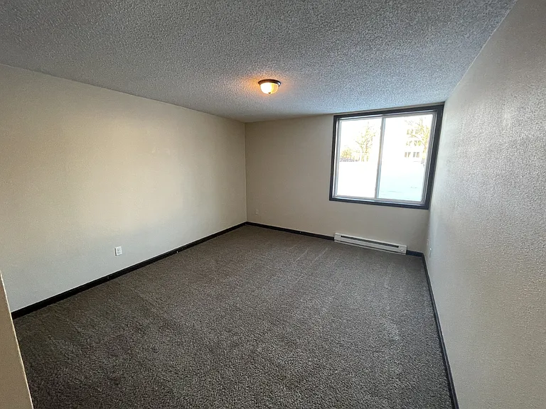 Countryside Apartments — Photo 14