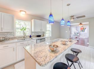 11421 Point Lookout Rd, Scotland, MD 20687