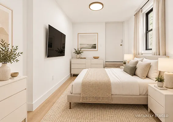 Bedroom, photo 2