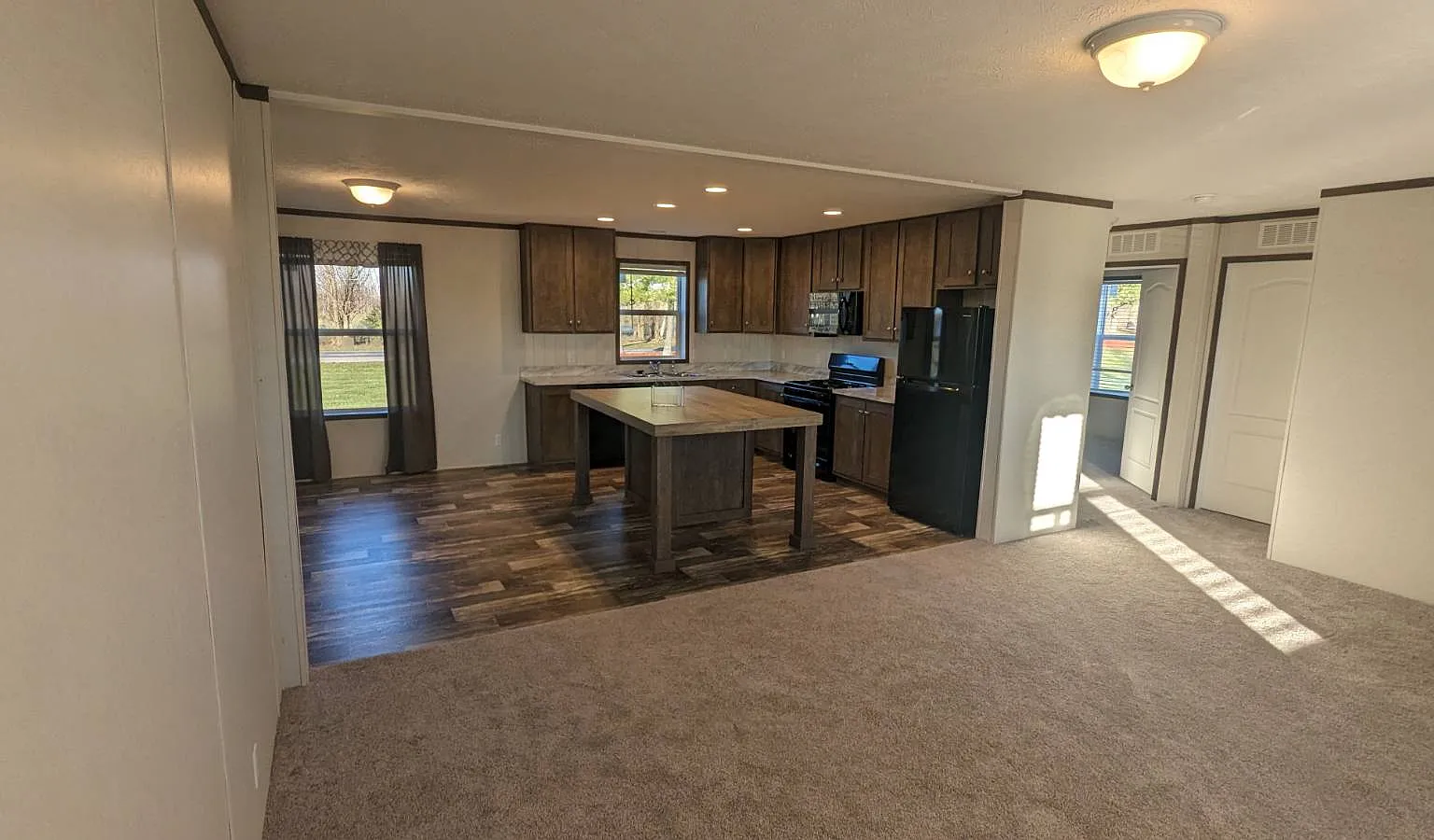 3 bed, 2.0 bath, $1,299 — Photo 1