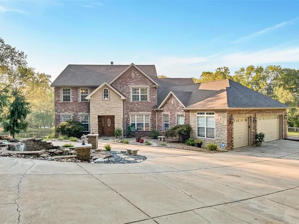 5 Rainier Ct, O'Fallon, MO 63366