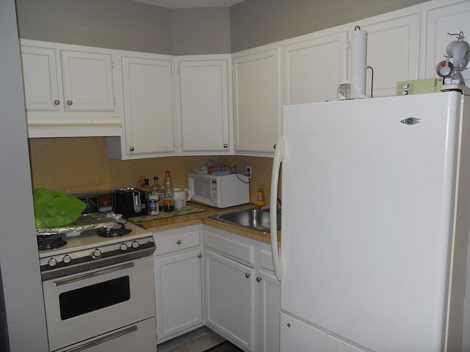 2nd image of 3104 36th Ave