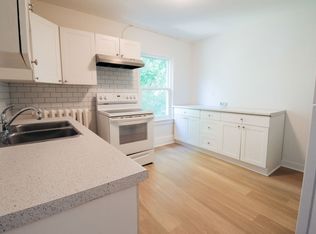 34 Academy St, Saint Catharines, ON L2R 4Z8