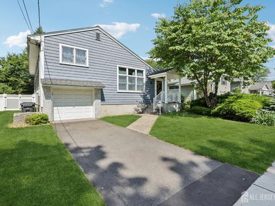 11 Beechwood Ave, Metuchen, NJ, 08840