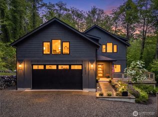 8636 NE Belle Hill Lane, Bainbridge Island, WA 98110