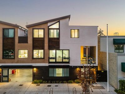924 Woodside Rd, Redwood City, CA, 94061