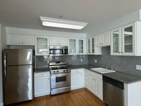 600 Portola Dr APT 7