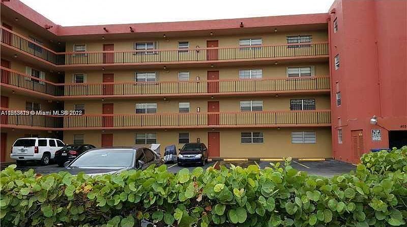 1st image of 403 NW 72nd Ave APT 314