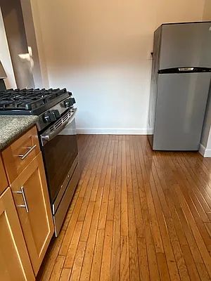 Rented by Beekman Street Realty | media 6