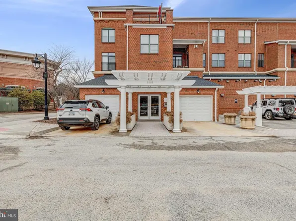 9000 Lorton Station Blvd APT 216, Lorton, VA 22079