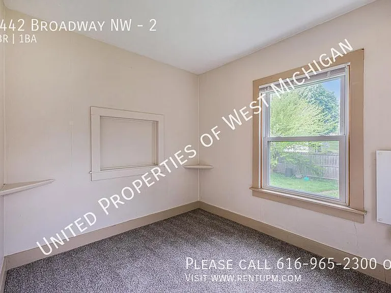 1442 Broadway Ave NW #2 — Photo 9
