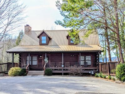 642 Kings Hills Blvd, Pigeon Forge, TN, 37863